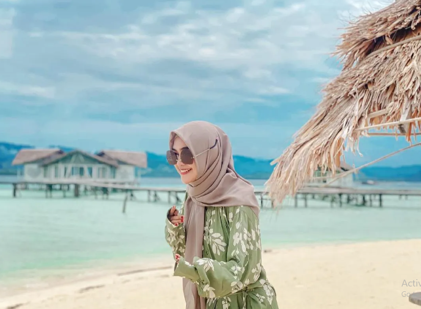 Tutorial Hijab Segi Empat untuk ke Pantai